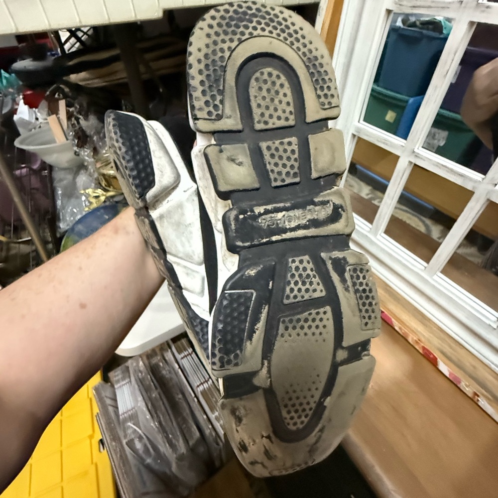 Balenciaga Black and White Graffiti Trainers Men’s 10 - Picture 6 of 8